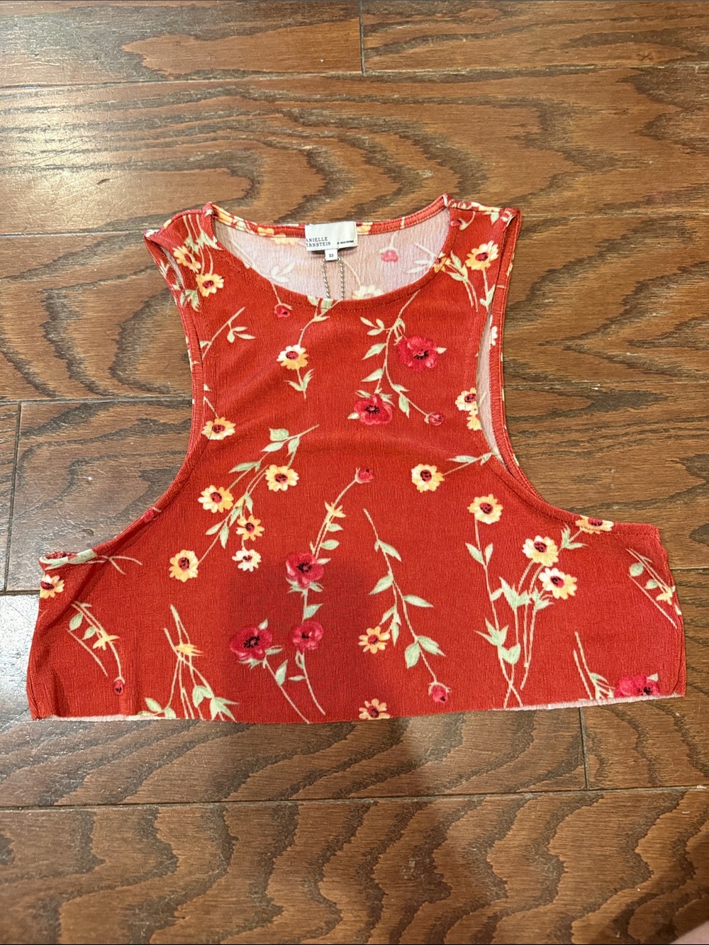 Danielle Bernstein x WeWoreWhat NWT floral cropped tank top, XS - Picture 2 of 7